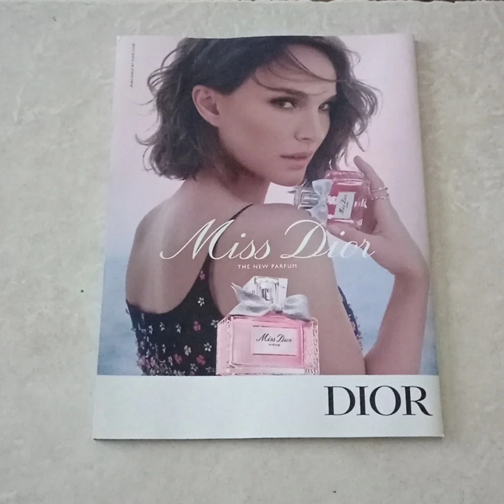 Magazine - Picture 2 of 3